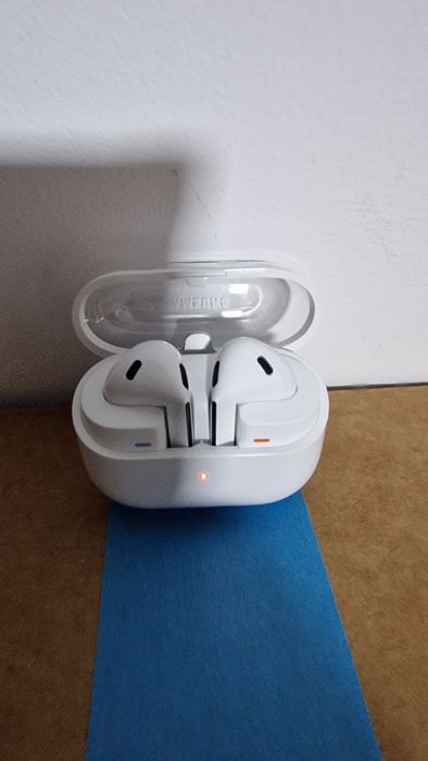 Samsung galaxy buds 3 pro noi nefolosite