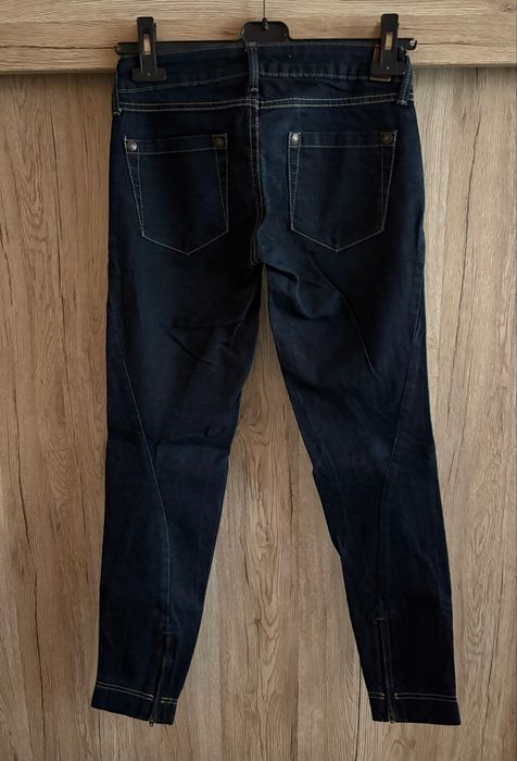 Подарявам Нови дамски дънки на марката MANGO размер XS