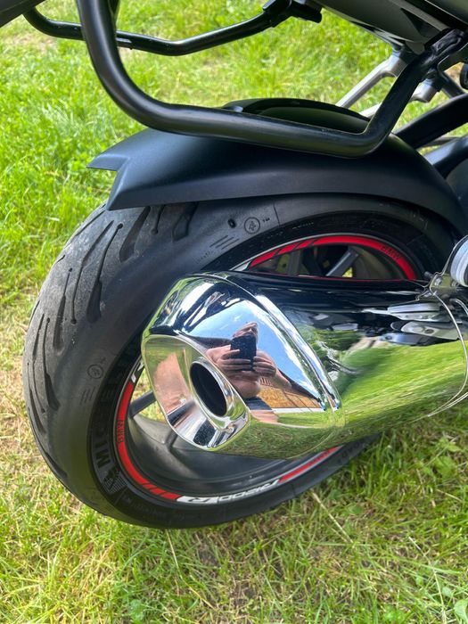BMW R-1200R an 2016