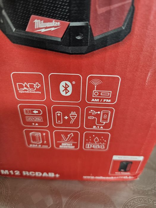 Radio milwaukee m12 RCDAB+