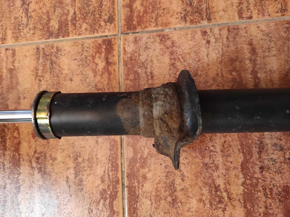 Преден амортисьор за Alfa Romeo 147