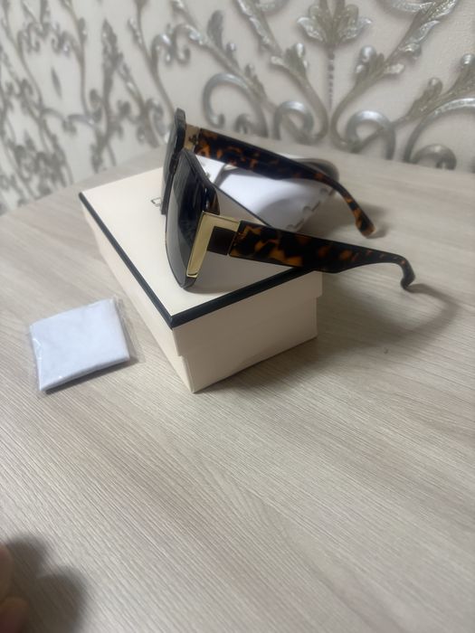 Продам новые солнцезащитные очки