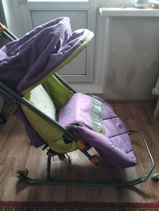 Продам детскую зимнюю коляску