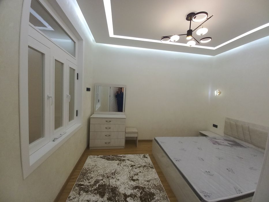 Новастройка 2 хона 2 этаж Азиз бозор олдида жойлашган.Агентство