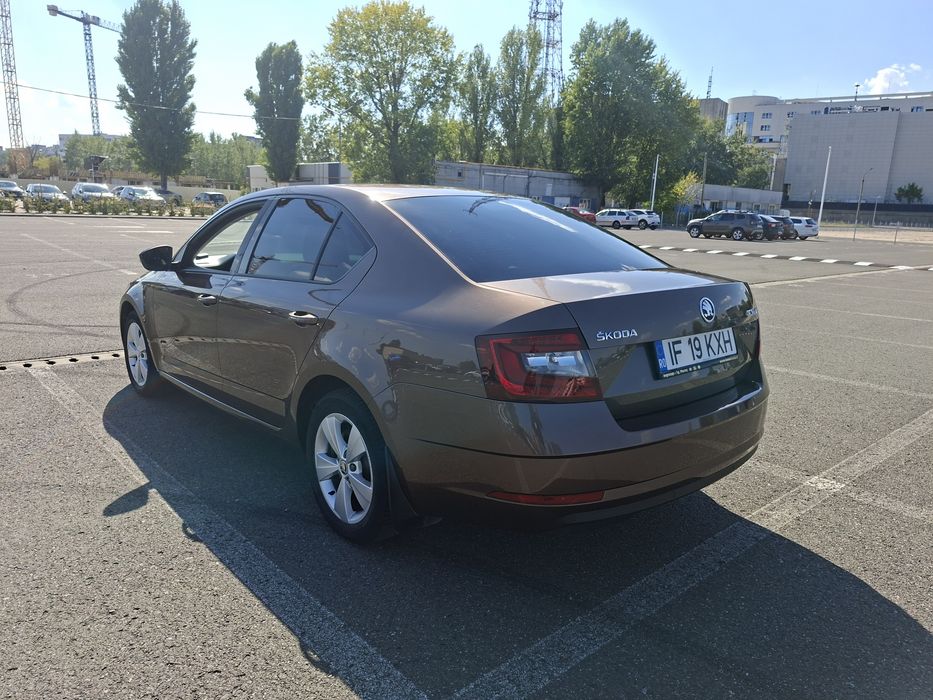 Skoda  Octavia 1.6TDI, distributie schimbata, revizie efectuata, scaune incalzite, nu necesita investitii