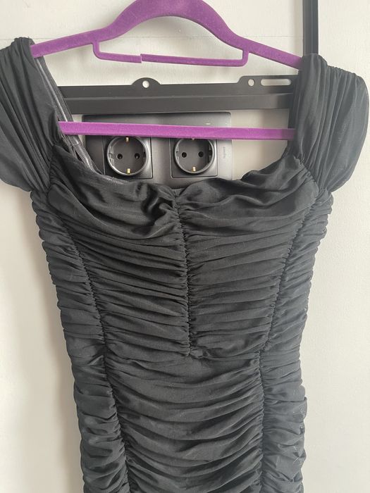 Женское черное платье