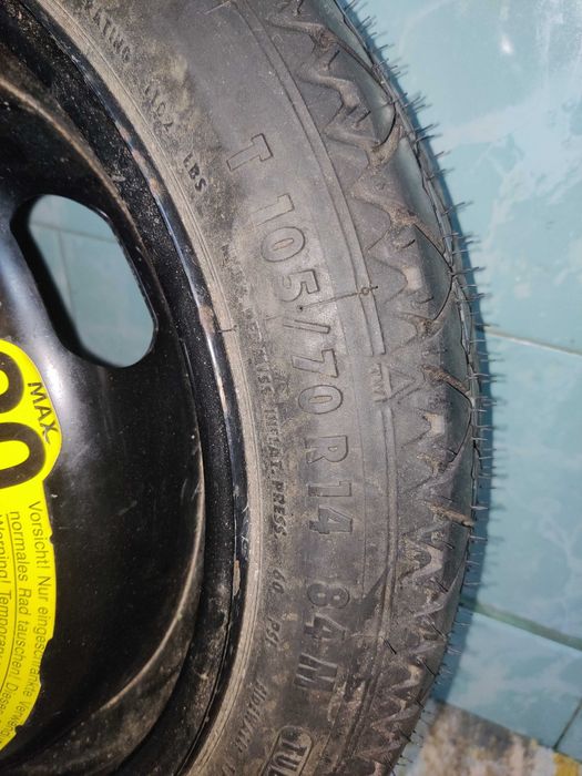 Roata rezerva slim - 100 mm intre prezoane