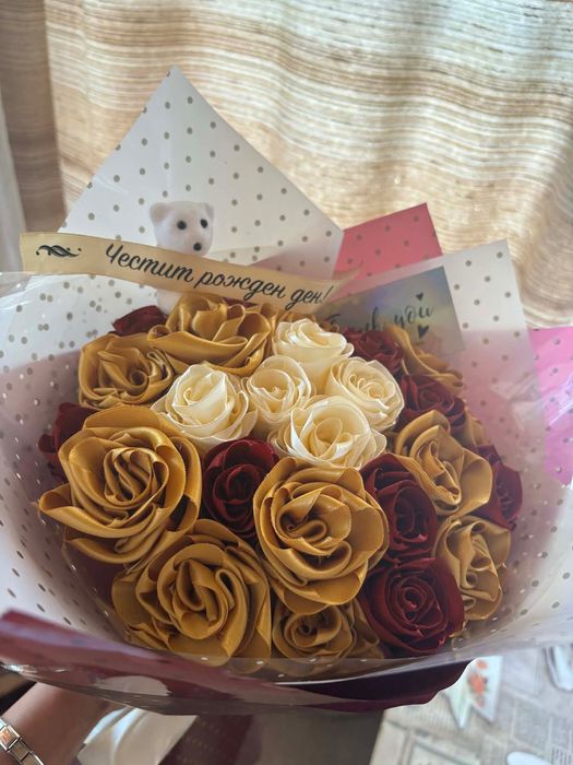 букети от рози(сатен)  - вечен подарък