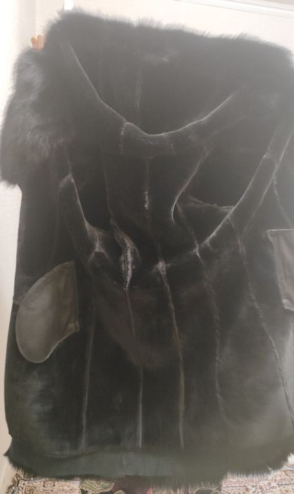 Продам женскую дубленку