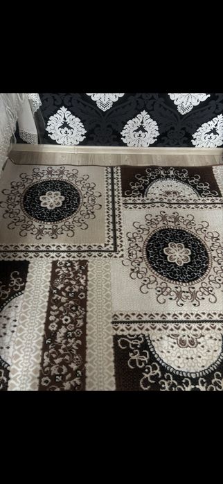 Продам ковры Алматинские 2*3