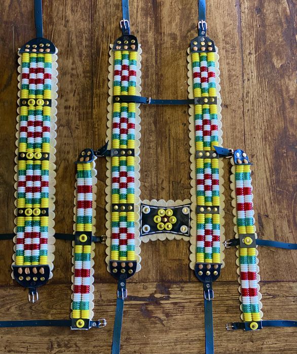 Изработка на детски кукерски гердани