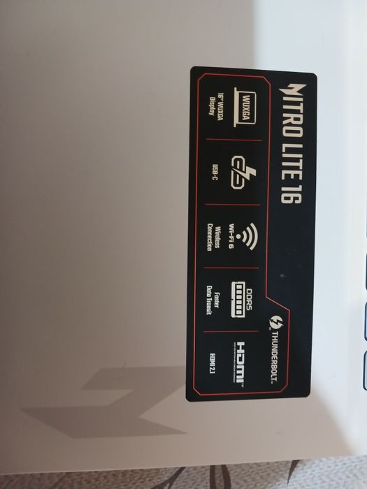 Продам новый ноутбук Acer Nitro
