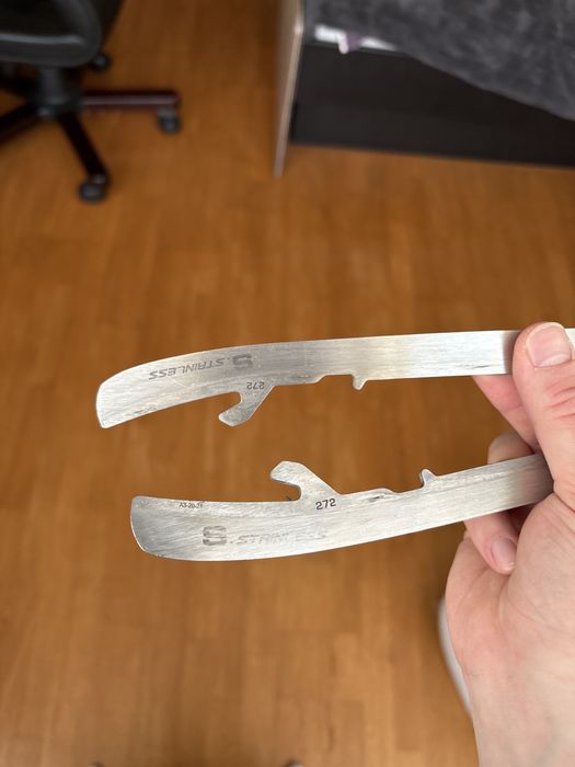 Лезвия на коньки