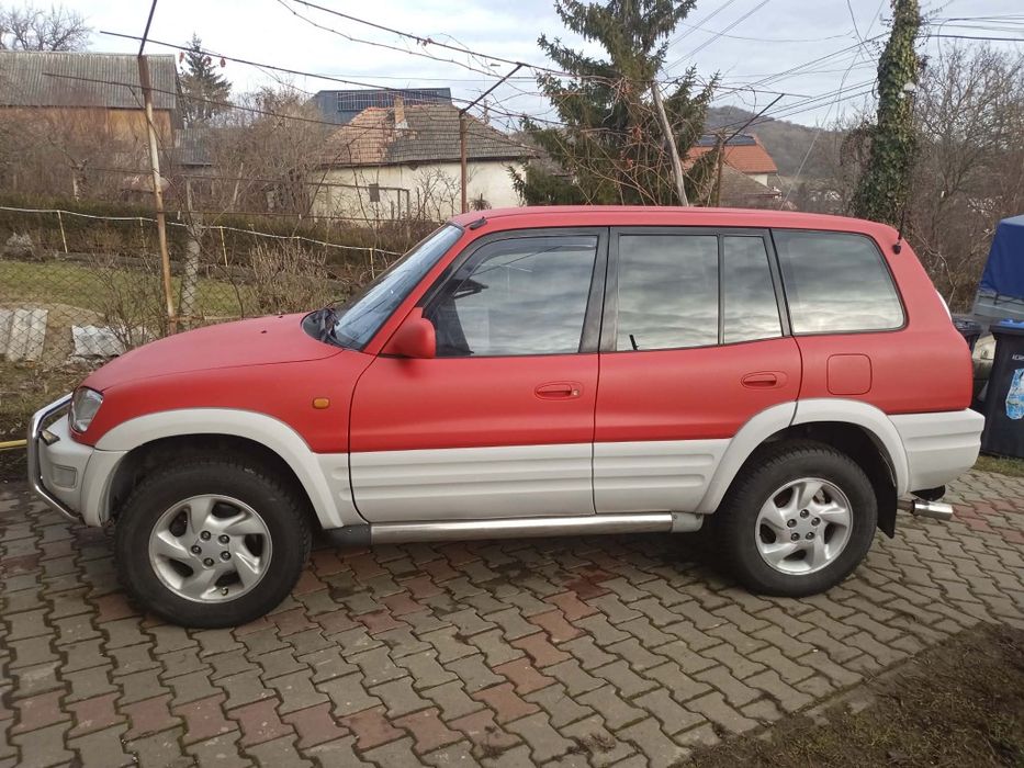 Toyota RAV4 cu GPL