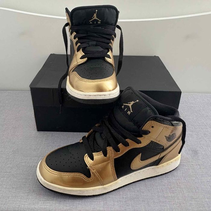 Air Jordan 1 маратонки