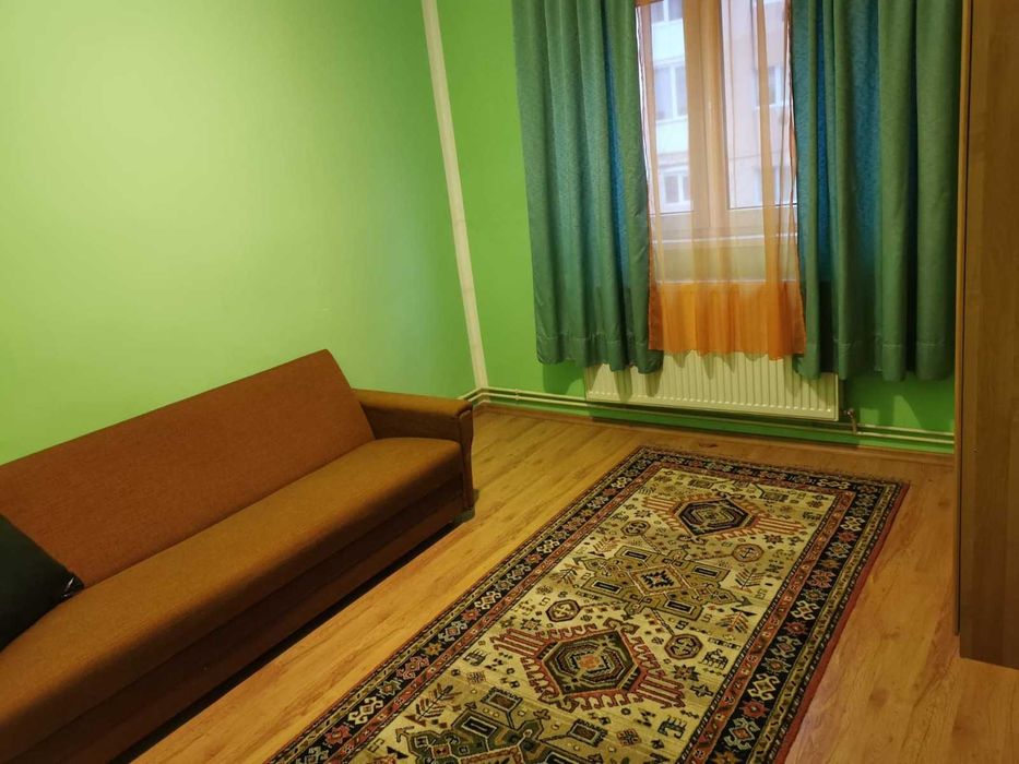 Închiriez apartament 3 camere, Vitrometan, Mediaș