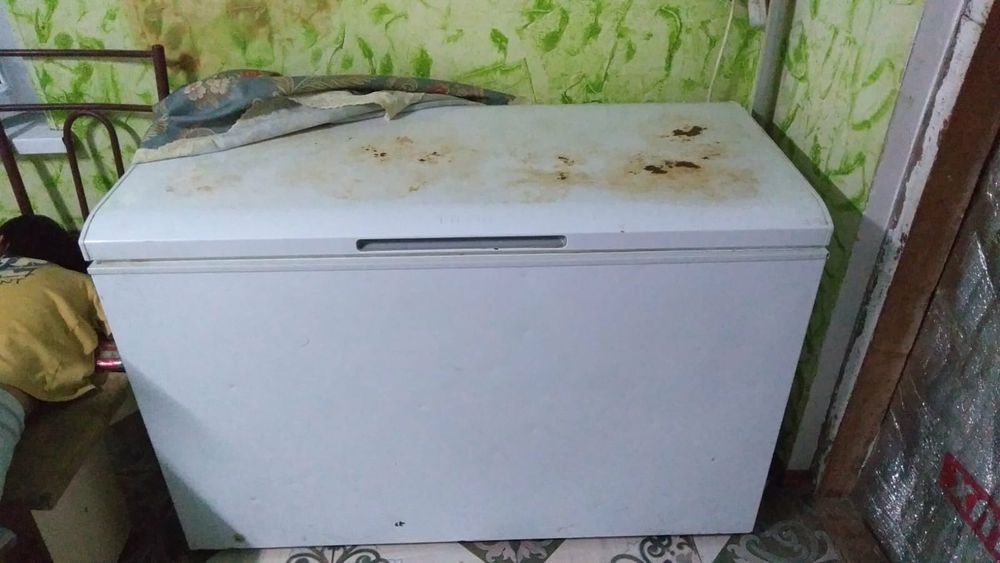 Морозильник/срочно продаю