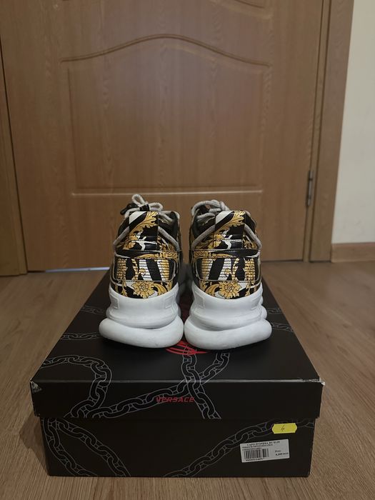 Versace chain reaction v2