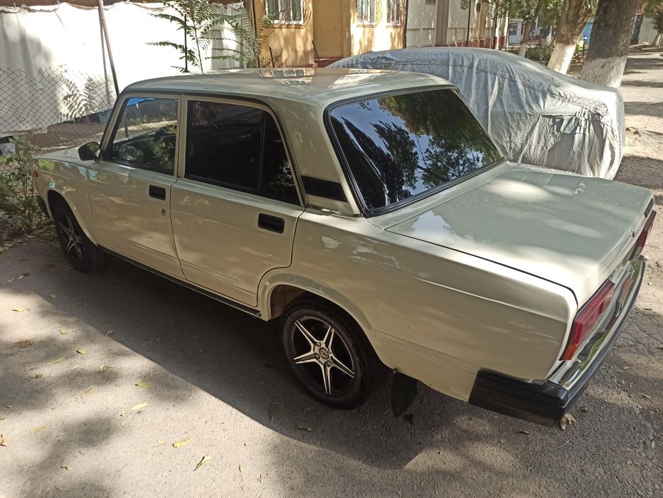 Vaz 07 jiguli 96- yil sotiladi