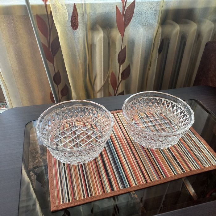 салатники хрустальные 4 шт