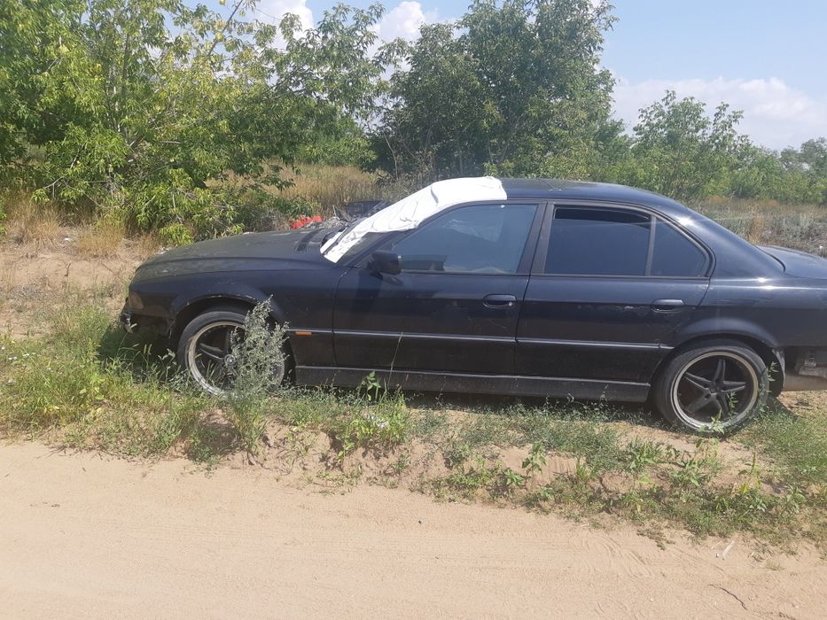 Продам БМВ срочно