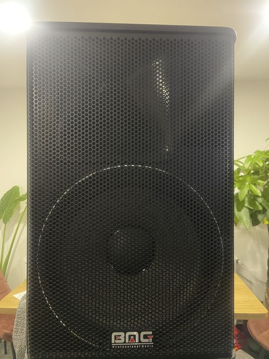 Vând boxe B&C 400 w 8omi