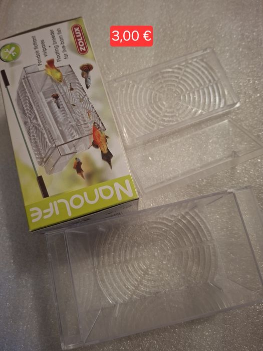 Декорация за аквариум и принадлежности.