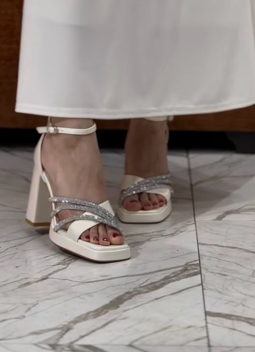 Туфли Басаножки на платформе Flower