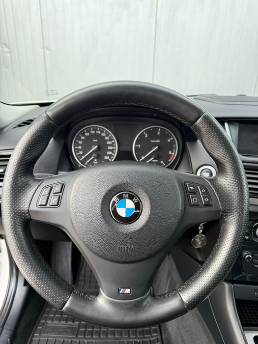Bmw x1 facelift 2013 automat / xline