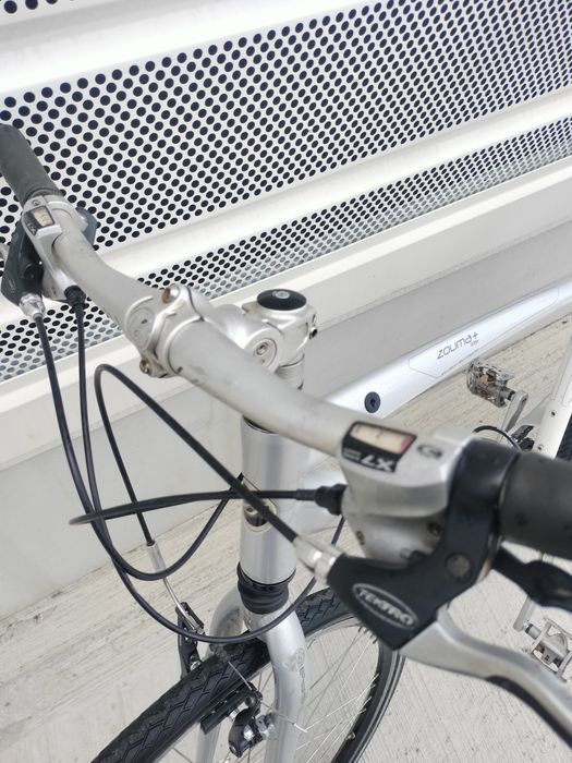 Bicicleta Trekking DIAMANT
