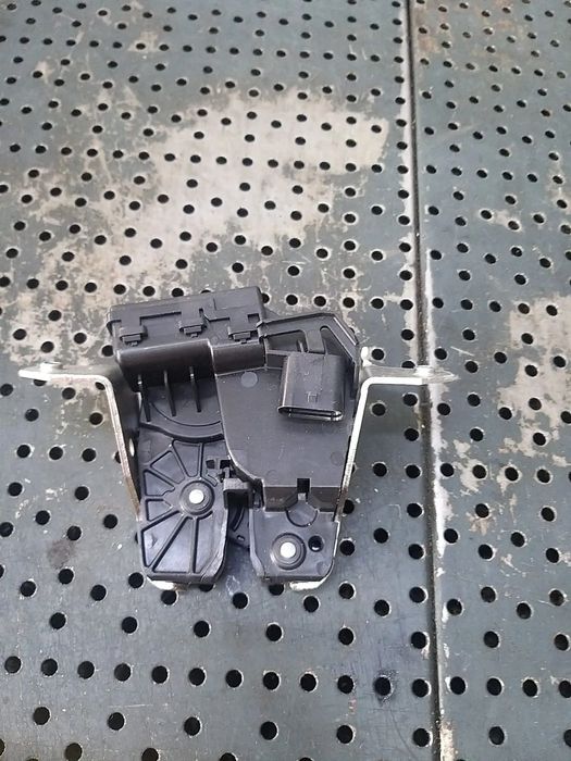 Broasca haion mercedes cla x117 a0997400000