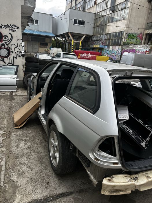 BMW 320D facelift на части
