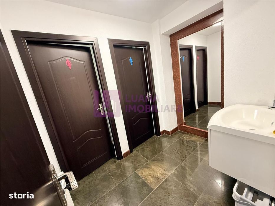 Spatiu comercial 70 mp de inchiriat | 4 incaperi | zona Centrala, Gold