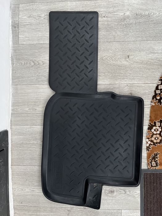 Коврики в салон авто Тойота Рав4