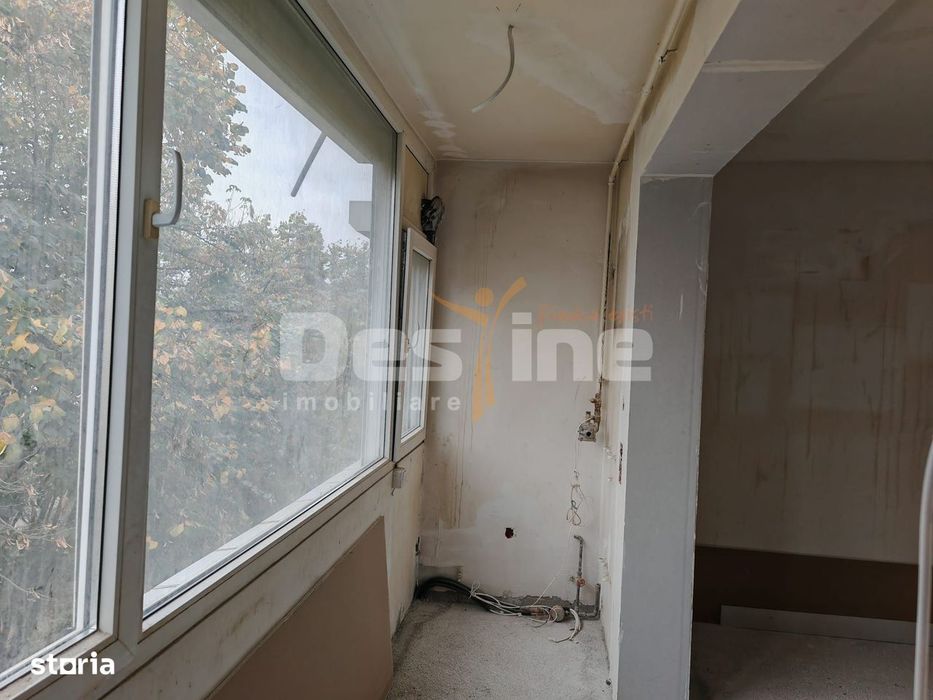 ​Apartament 4 camere, 2 bai – Zona Vest / Lacul Balea, etaj 3/4