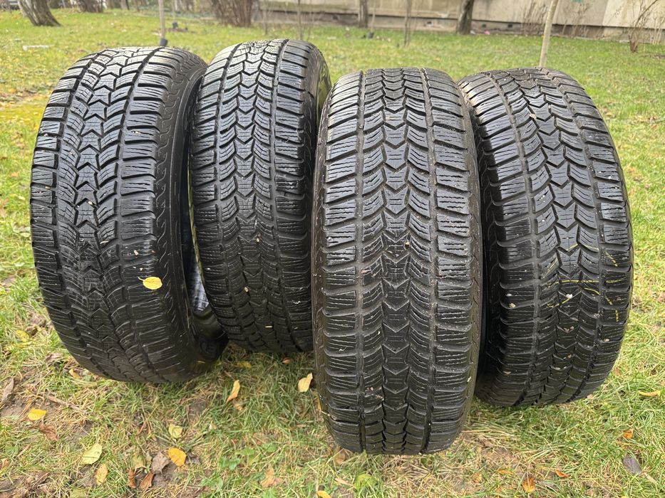 Set 4 anvelope cauciucuri iarna 215/65R16 Debica DOT 2021