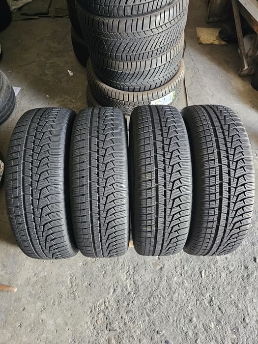 4 anvelope iarna 215 65 17 Hankook 6.4mm