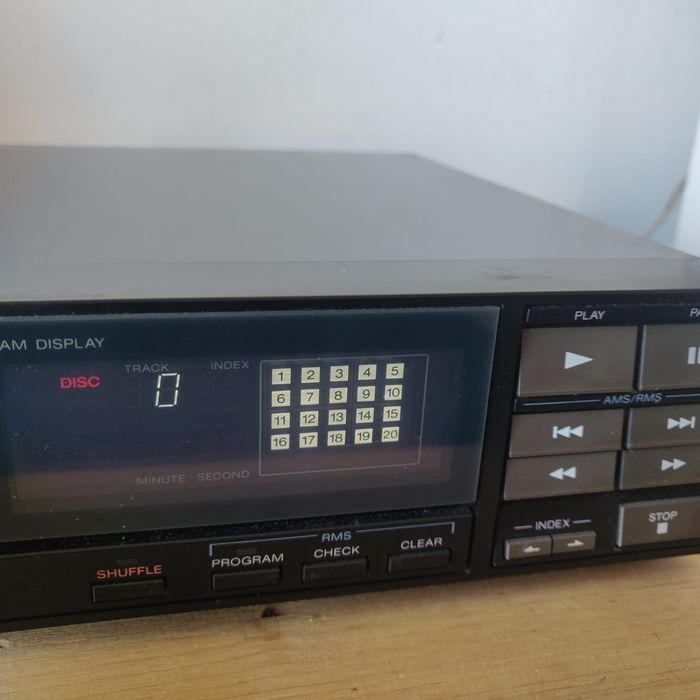 Cd player  Sony CDP-35-defect