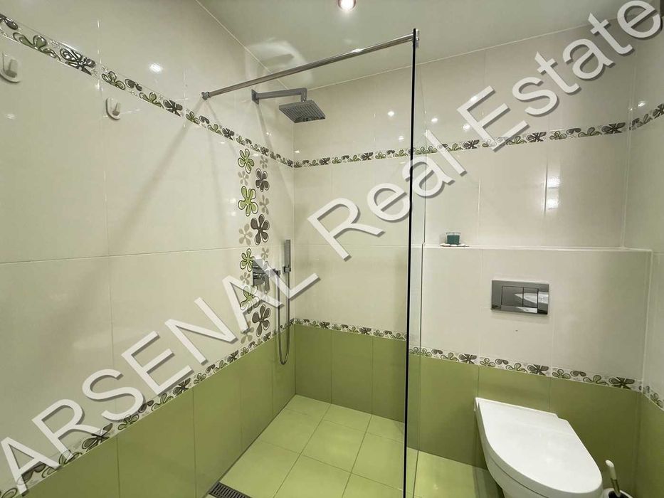 Двустаен апартамент под наем, Младост 1