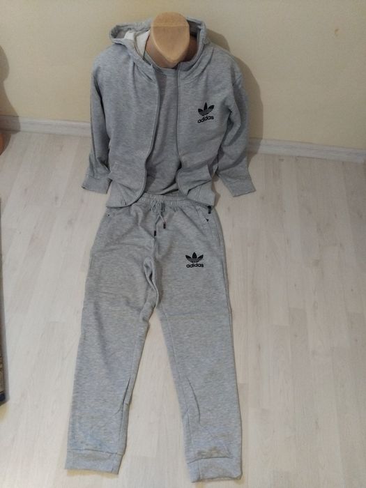 Treninguri Nike si Adidas din 3 piese.