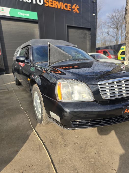 Cadillac deville dric funerar