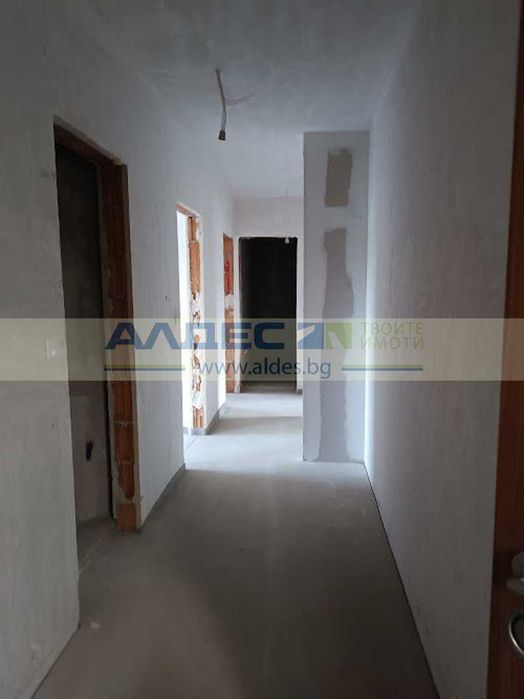 Продава се Тристаен апартамент в София, Център - 97 кв.м за 2568 €/кв.м - Снимка #5