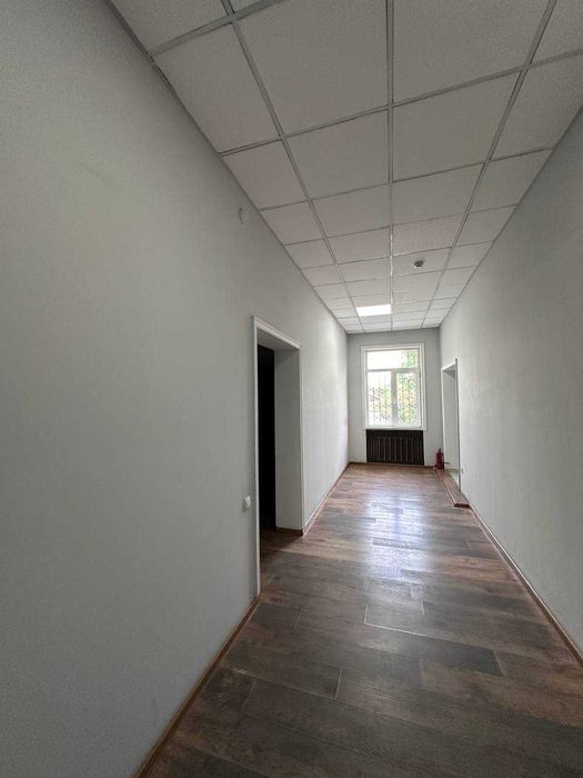 Аренда офиса Центр Нукусская, метро Ташкент 78 кв.м.