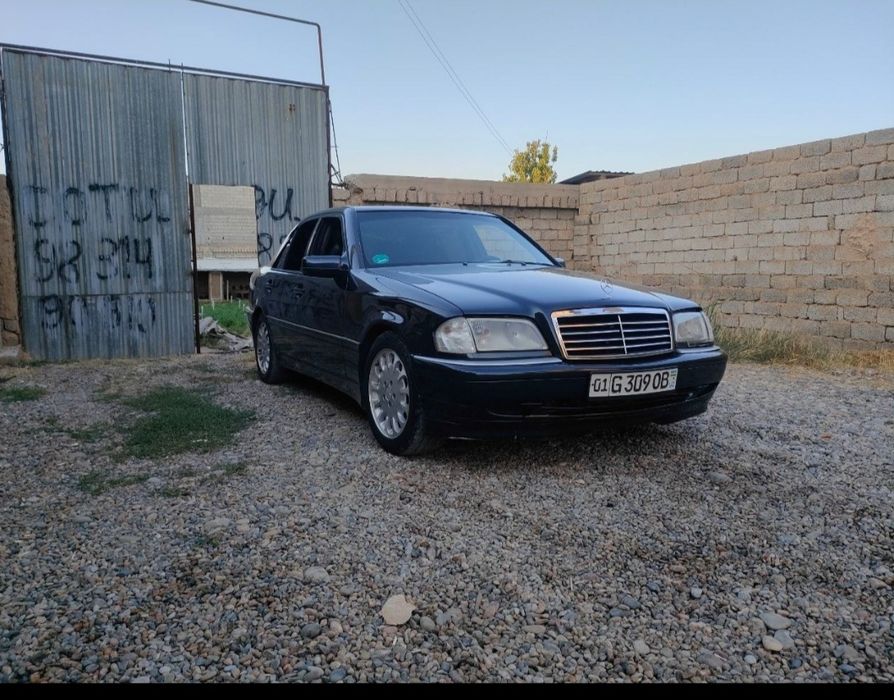 Mercedes w202 sotiladi