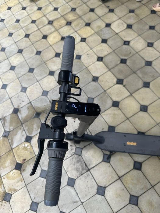 Электронный самокат Ninebot g30max