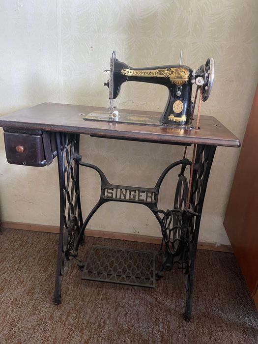Singer 127 крачна шевна машина