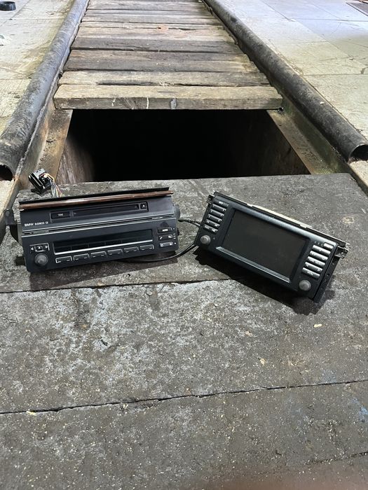 Магнитола БМВ касетная и CD