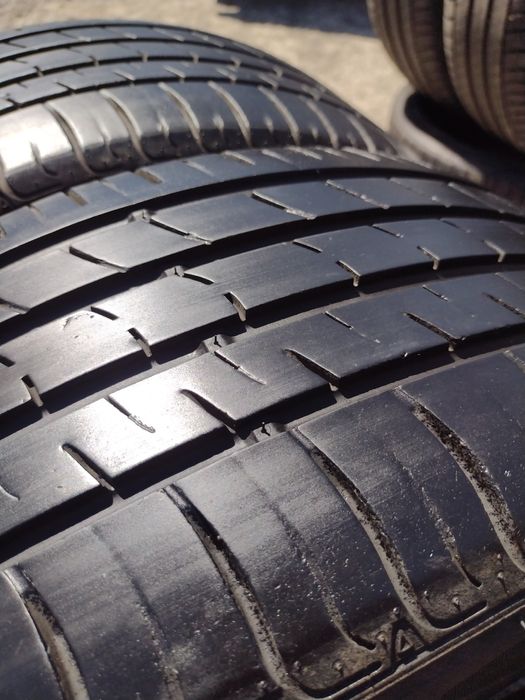 Nexen 4бр.235/45/19 дот5019