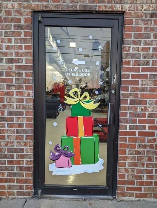 Новогодняя роспись стёкол, витрин любых стеклянных поверхностей