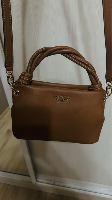 Сумка GUESS - новая. Оригинал.